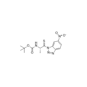 tert-butyl   N-[(2S)-1- (6-nitrobenzotriazol-   1-yl)-1- sulfanylidenepropan- 2-yl]carbamate